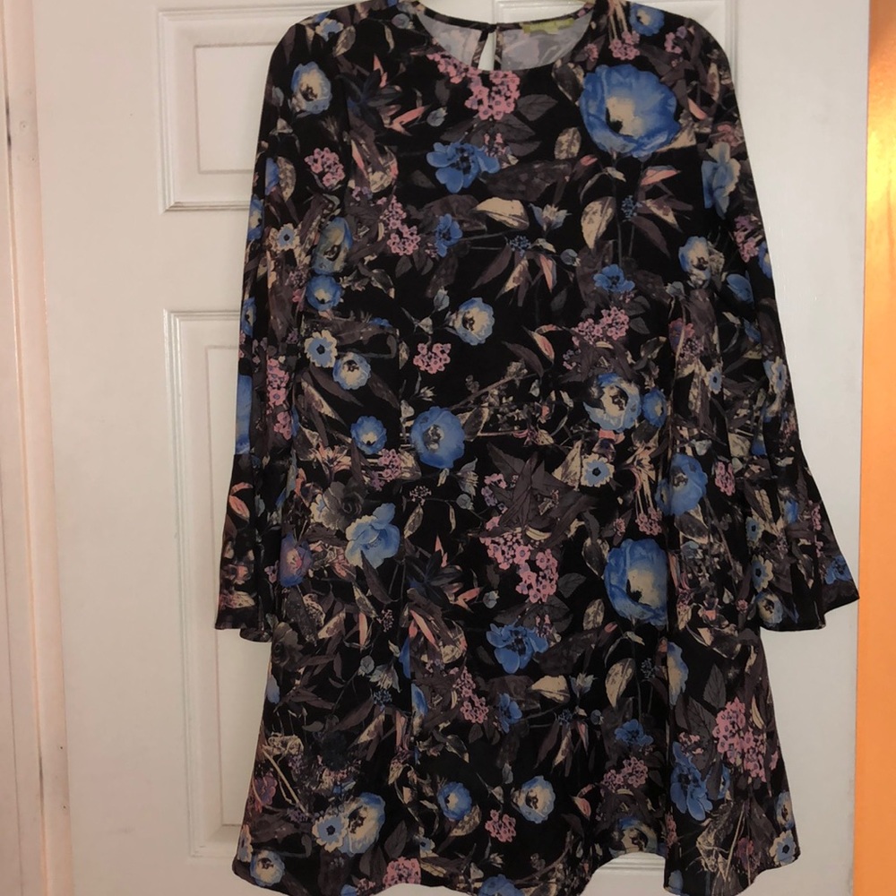 Gianni Bini floral dress